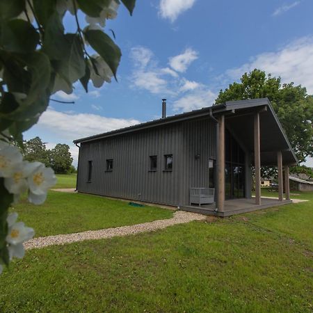 Holiday Home Uzbazes Valmiera Esterno foto